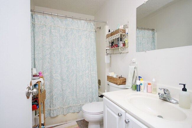 Photo - Pet-Friendly Duplex Close to UVA and Downtown
