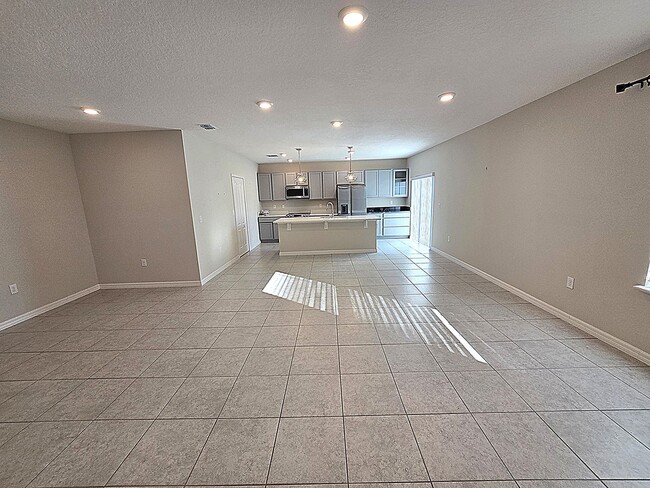 Photo - Stunning 4 bedroom, 2-bathroom home