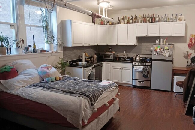 Photo - 2127 N Dayton St