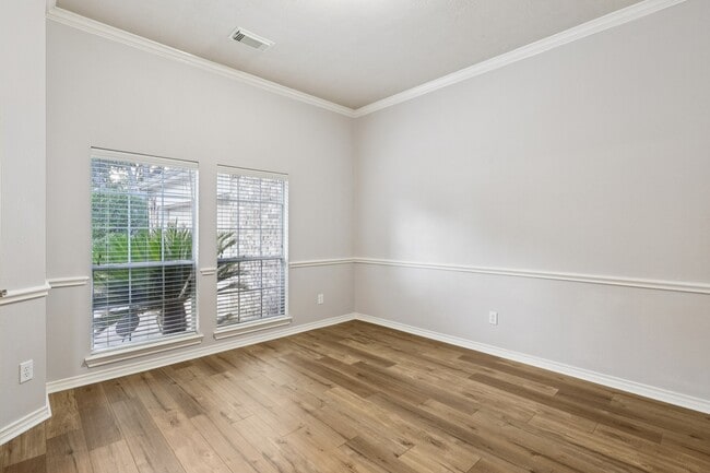 Photo - 10206 Pine Flats Dr