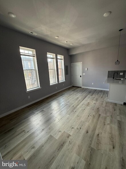 Photo - 2000 Cecil B. Moore Ave Unidad 4