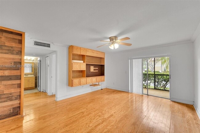 Photo - 1265 SW 46th Ave Unit 2205