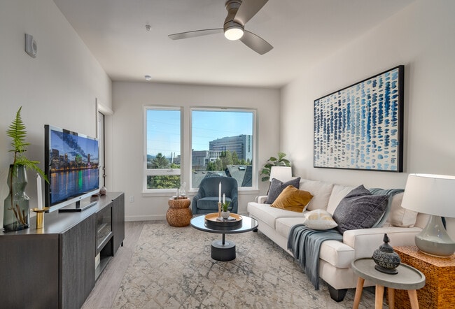 Photo - Acqua Apartments - Student Affordable