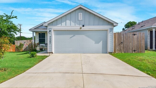 Building Photo - 3-BEDROOM LENNAR HOME IN NORTHEAST CROSSING