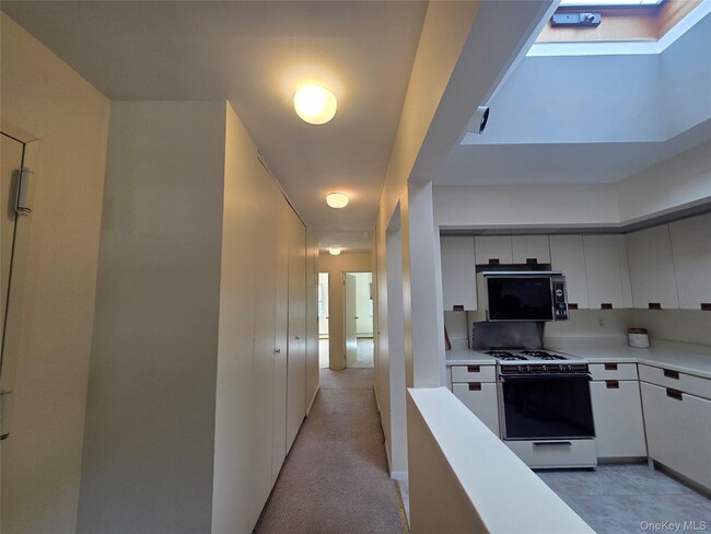 Photo - 12-29-29 Diane Pl Unit 195 U