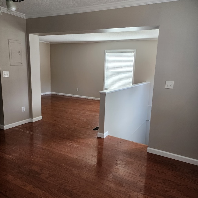 Photo - 1332 Hibbard Dr Unidad B