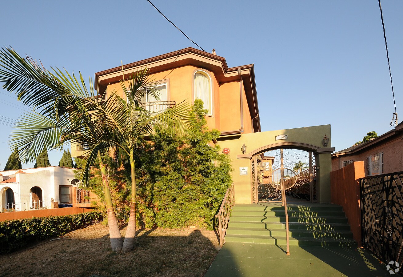 Photo - 1307 N Alexandria Ave