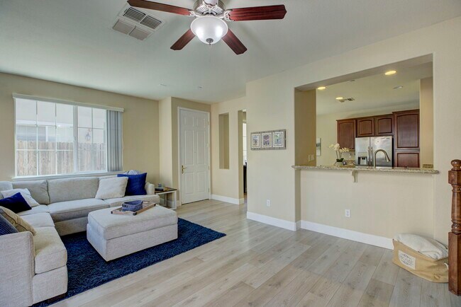 Photo - 2050 Sierra View Cir