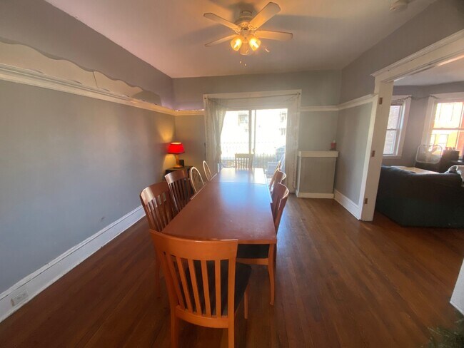 Photo - 164 Allston St Unidad 1