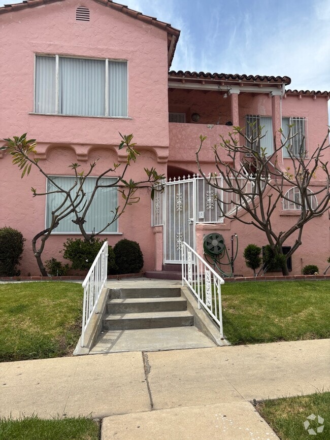 Building Photo - 1505 S Redondo Blvd Unit 1505 Rental