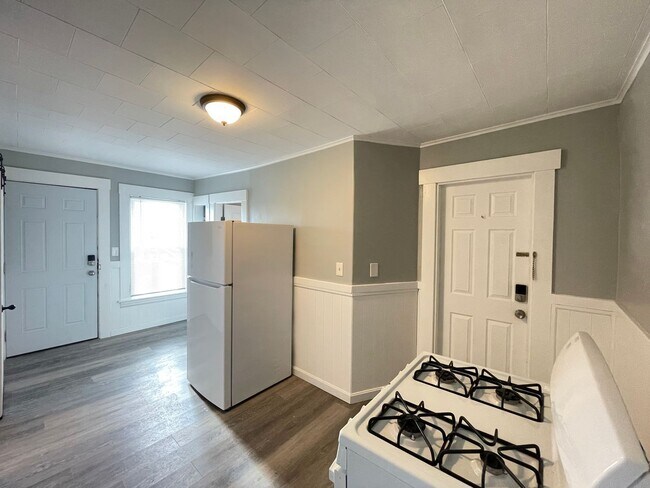 Photo - 29 Pennacook St Unit 3