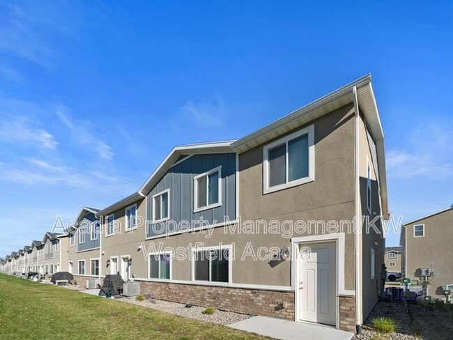 Photo - 7431 W Laxey St