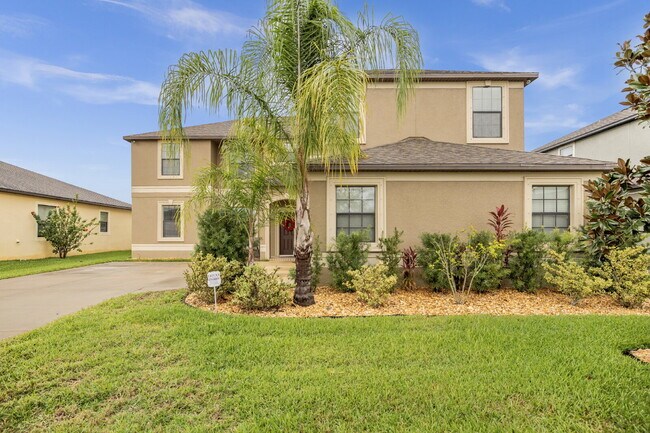 Photo - "Discover Spacious Elegance: 5-Bed, 3-Bath...