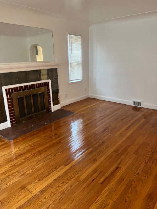 Photo - 18067 Tracey St