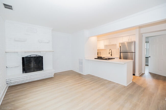 Photo - 455 W Grant Pl Unit 6