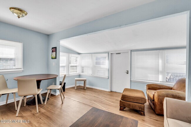 Photo - 549 Brielle Rd