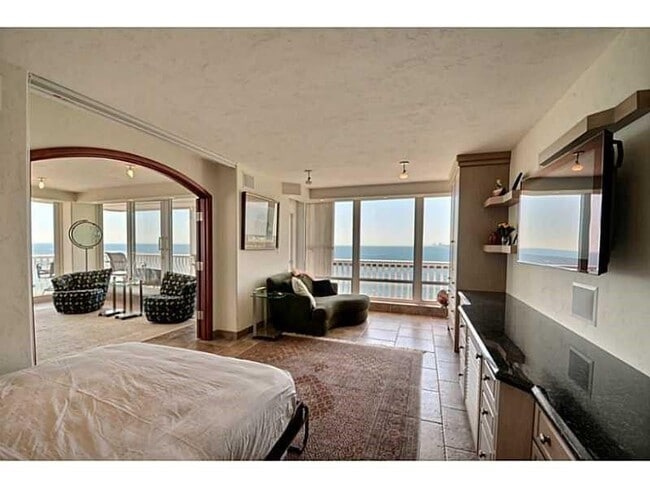 Photo - 2200 S Ocean Ln