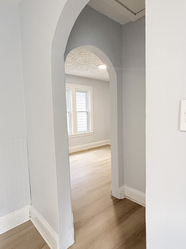 Photo - 491 Church St Unit 1