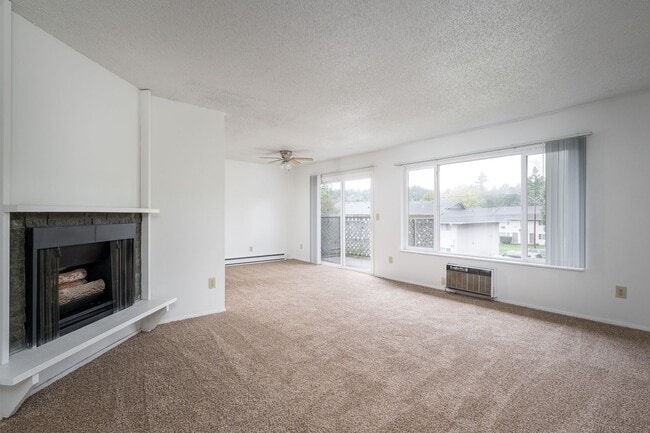 Photo - #306 WOODSIDE VISTA