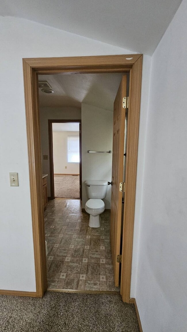 Photo - 6384 Oakwood Dr