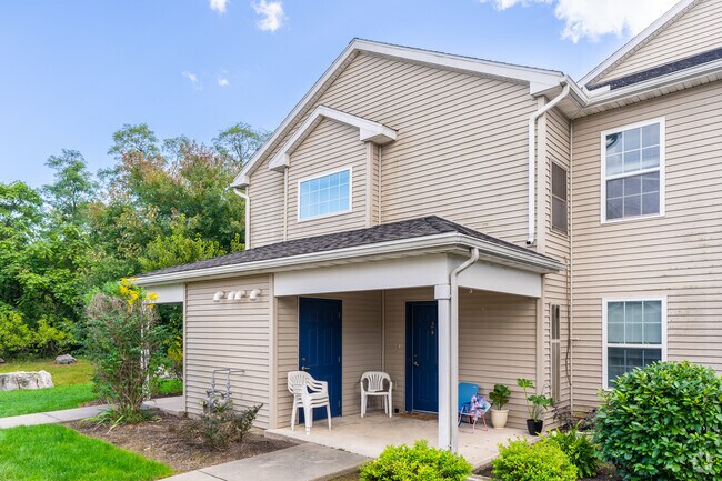 Photo - Geneva Greens Apartments