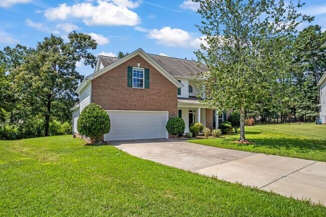 Photo - Spectacular Spacious Home In Indian Trail!