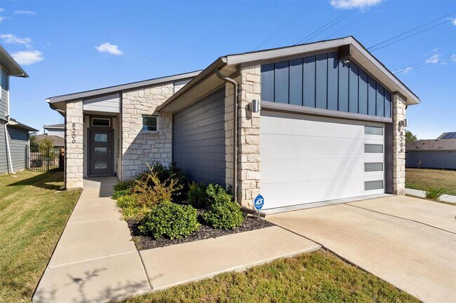 Photo - 8206 Linda Michelle Ln