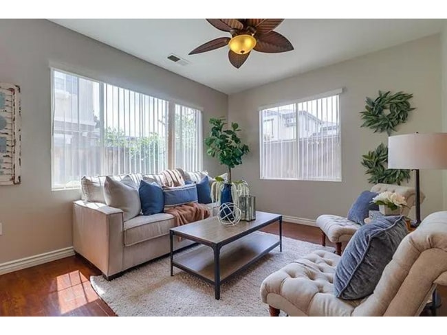 Photo - 5444 Mandarin Cove