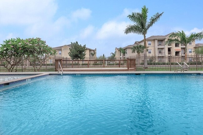 Building Photo - 900 N 26th St