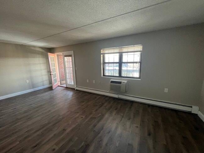 Photo - 760 Highland Ave