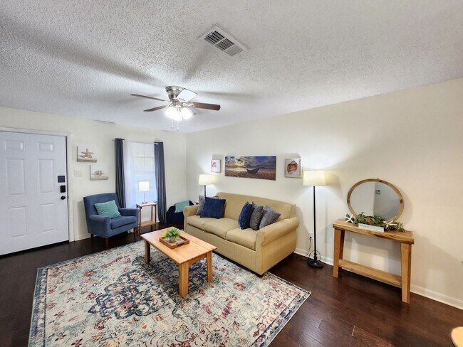 Photo - 3785 Nobles St Unit B