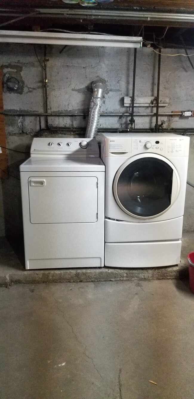 Photo - 4417 N Keokuk Ave