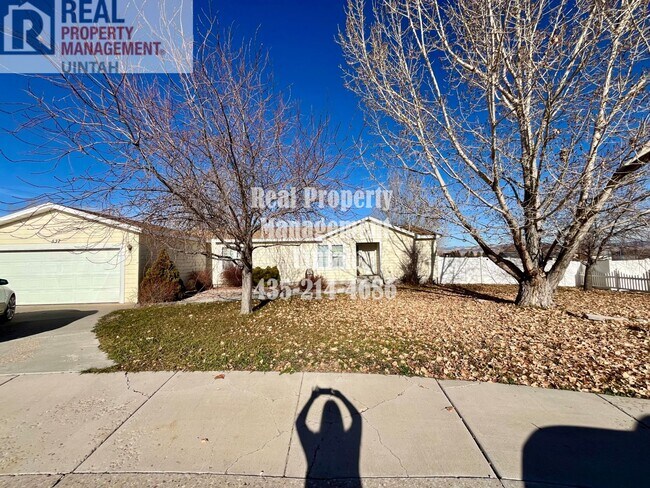 Photo - Beautiful 3 Bedroom 2 Bathroom House