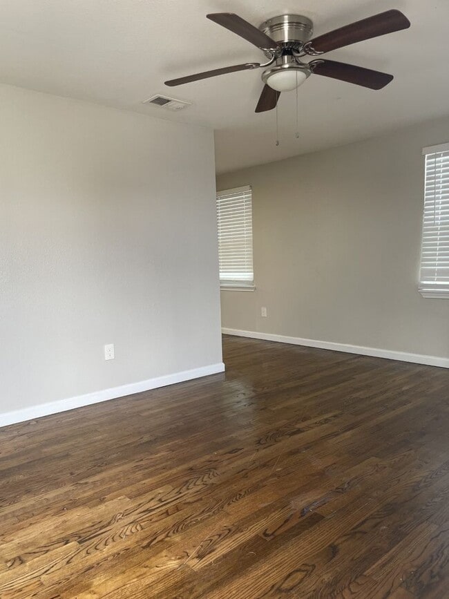Photo - Updated 2BR w/ Granite Counters, Wood Floors & Prime Location Near Shopping