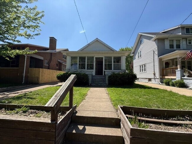 Photo - 314 E McClure Ave