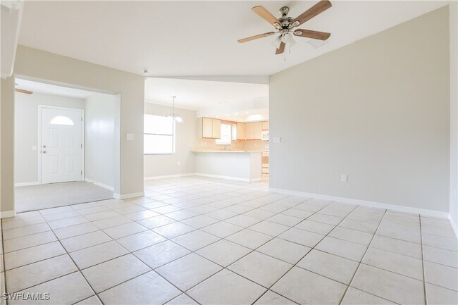 Photo - 290 Crane Rd