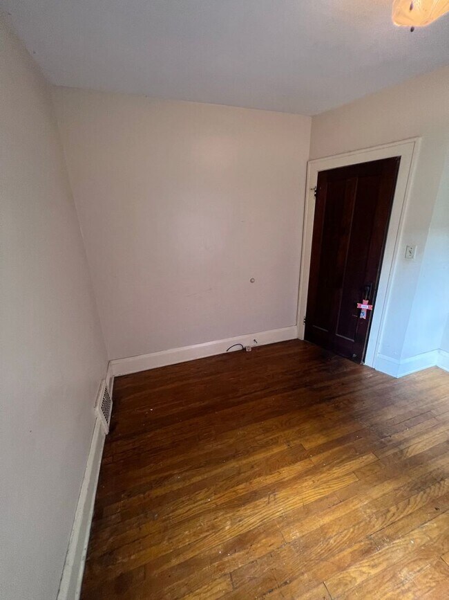 Photo - 4539 Turney Rd Unit #1