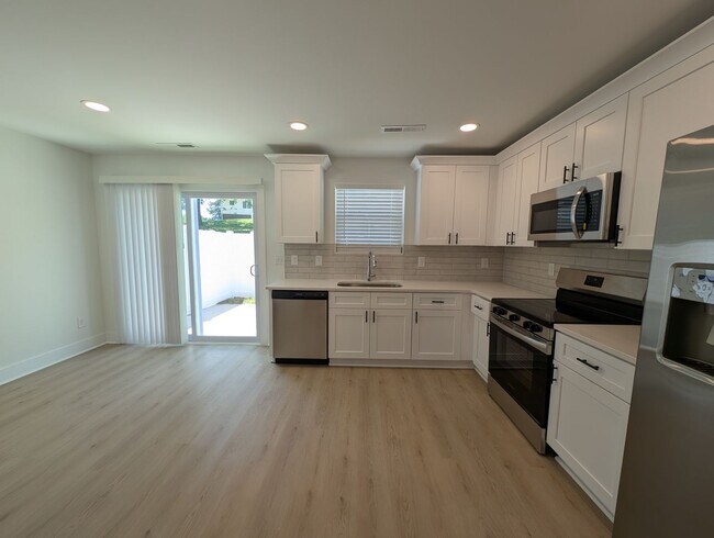 Photo - Newly built 2 story, 3 bedroom, 2.5 bath duplex located in Kannapolis!
