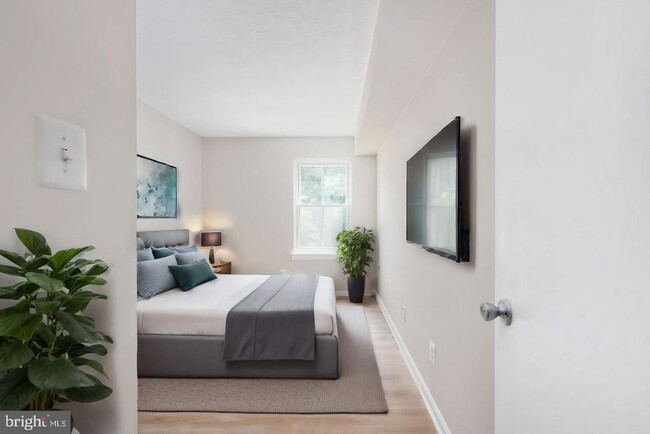 Photo - 11659 Stoneview Square Unit 11C