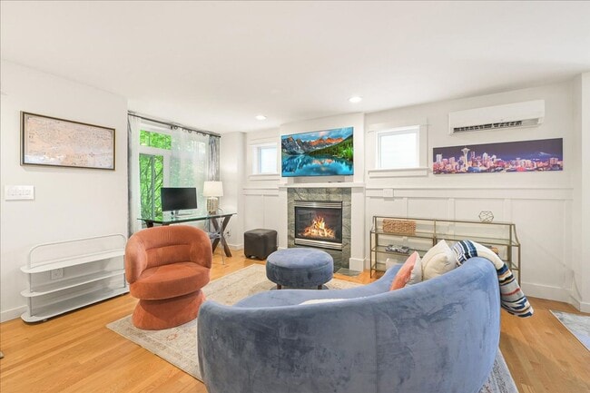 Photo - 4311As Linden Ave N