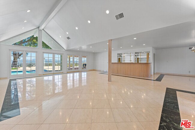 Photo - 4159 Regal Oak Dr