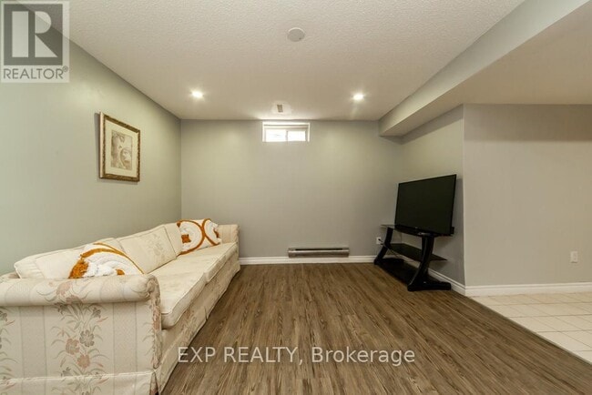 Photo - 1447 Fleming Ct