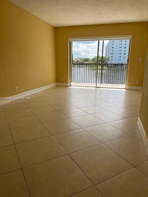 Photo - 2226 N Cypress Bend Dr Unidad 210