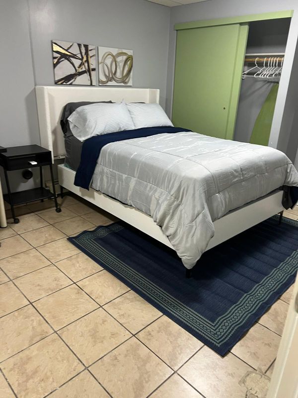 Photo - 305 E Mt Eden Ave