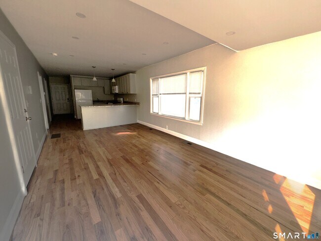 105 Churchill St Unit 1st Floor (103)