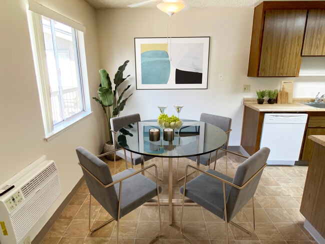 Boynton Greens Apartments
