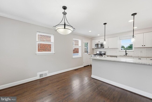 Photo - 2341 Belleview Ave