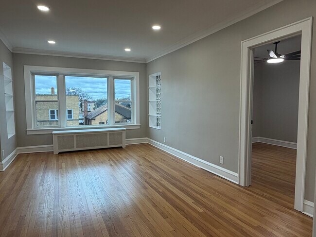 Photo - 6024 W Addison St Unidad 2