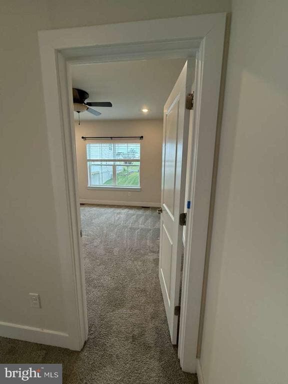 704 Peony Ln