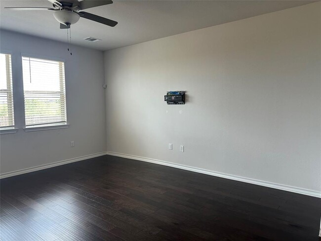 Photo - 11707 Caithness Way